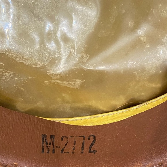 AUTHENTIC VTG MILITARY HAT WITH AUTHENTIC EMBLEMS - Picture 11 of 11